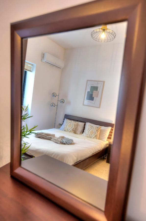 Enormous 3Bedrooms Seafront With Balcony Pdeh1-1 Sliema Exterior photo