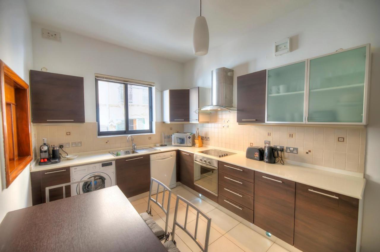 Enormous 3Bedrooms Seafront With Balcony Pdeh1-1 Sliema Exterior photo