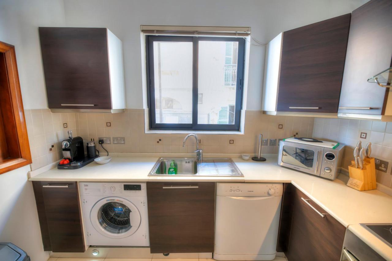 Enormous 3Bedrooms Seafront With Balcony Pdeh1-1 Sliema Exterior photo